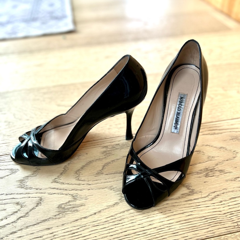 Manolo Blahnik Shoes - Size 39- leather- vintage